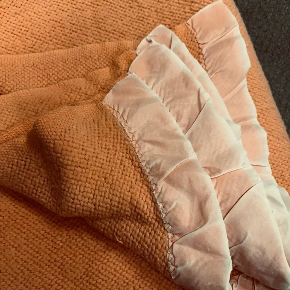 Vtg Montgomery Ward Waffle Weave Thermal Blanket Satin Trim Acrylic Peach 80”x90